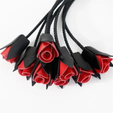 New Rose Shaped BDSM SM Fetish Sex Toys for Couple Leather Flogger Ass Spanking Whips