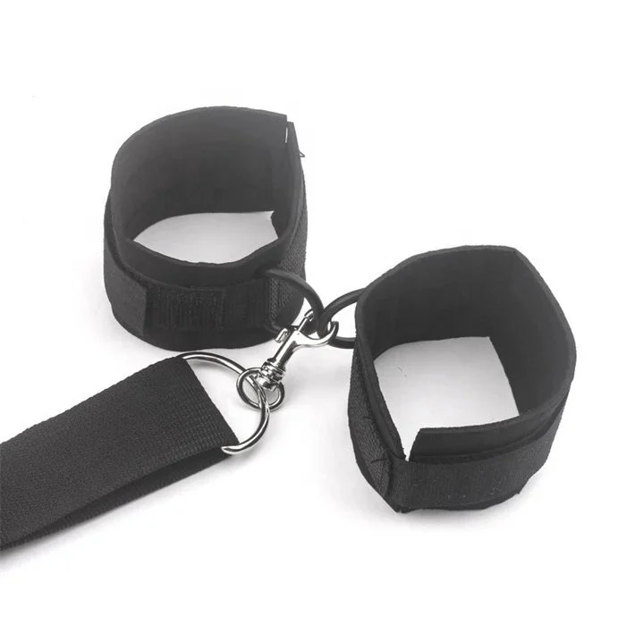 Adjustable Handcuff and Mouth Gag Couple Bondage Gear Sex Toys for Restraining and Play