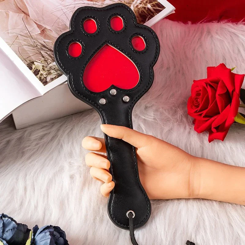 Small Size Sexy Cat Claw Leather Whip for Training Husband and Wife's Alternative Spousal Tools