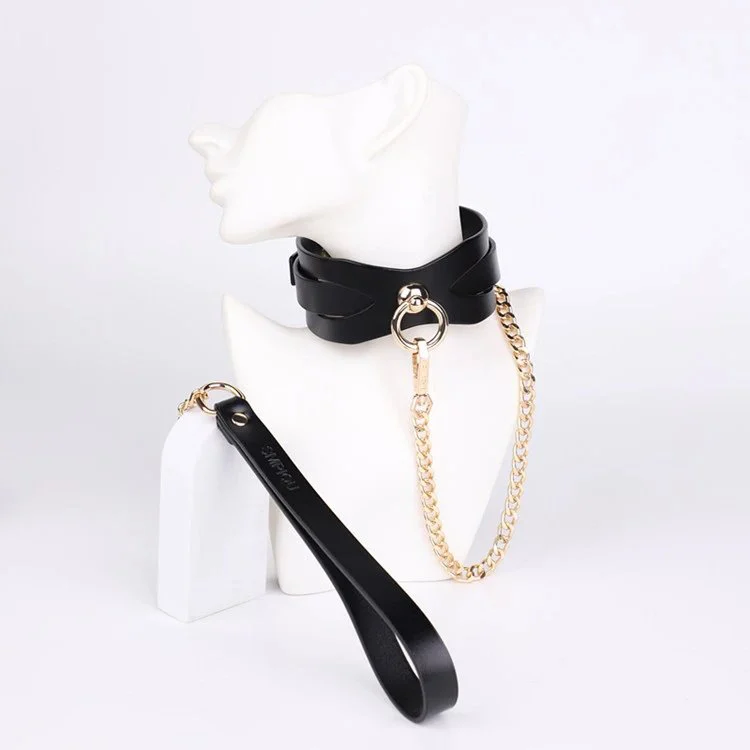 Adult Bondage Gear Neck Collar with Chain High Quality Leather Sexual Handcuffs Game for Couples