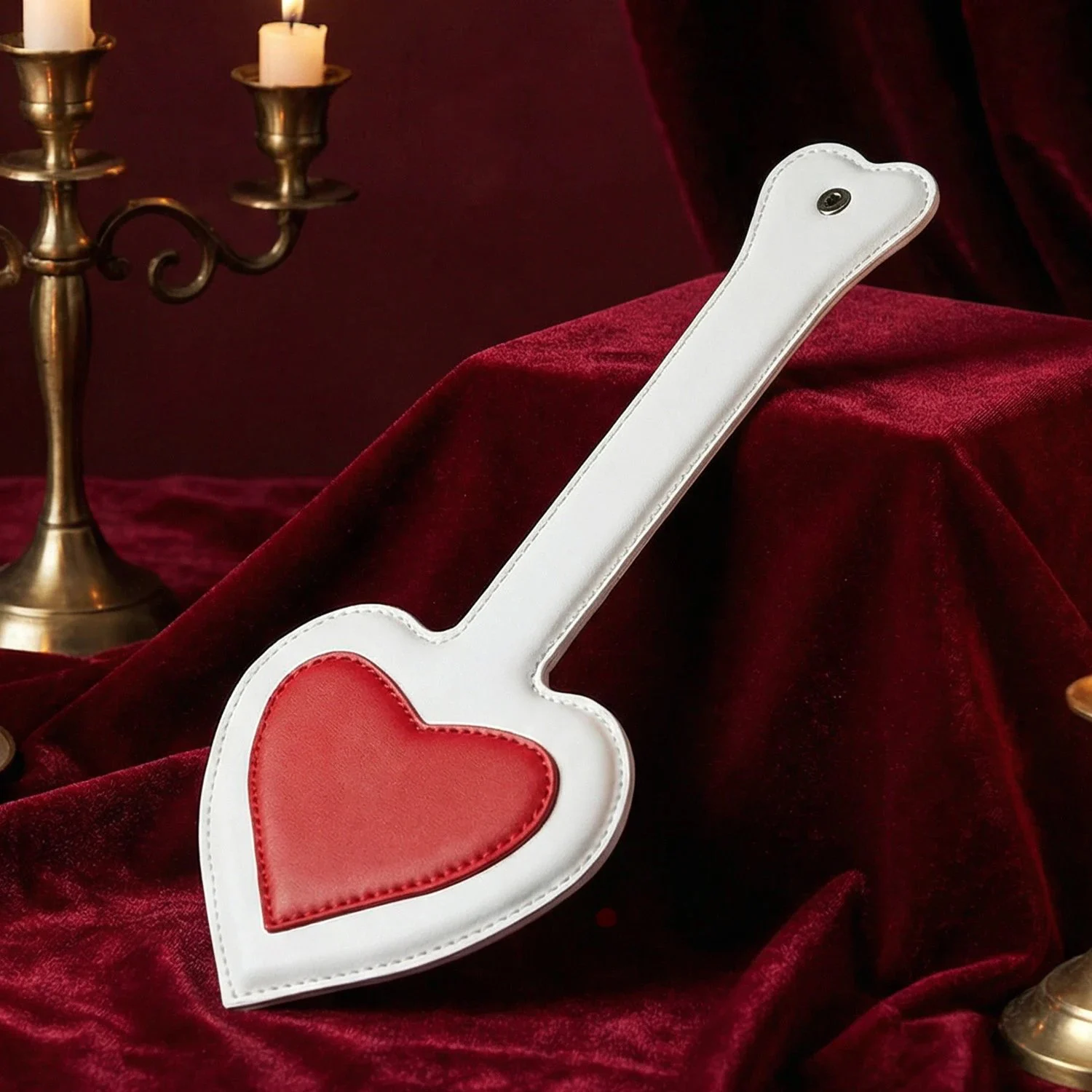Heart-Shaped Leather Spanking Paddle Comfortable Handle for Submissive Play Bondage Heart-Shaped PU Punishment Paddle