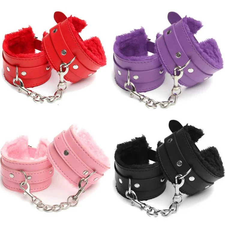 PU Leather Restraint Sexy Handcuffs With Fur Sex Male Sex Bondage Noverty Fetish Games of Desire Furry Handcuffs