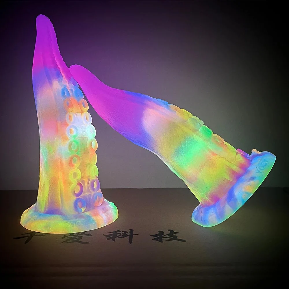 Glow in Dark Octopus Tentacles Dildos Women Luminous Silicone Realistic Vibrator Penis Dildos for Men Women