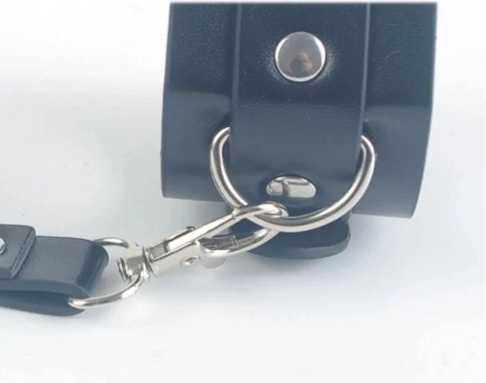 Men and Women's Leather Handcuffs and Ankle Cuffs Bondage Restraint Sex Toys