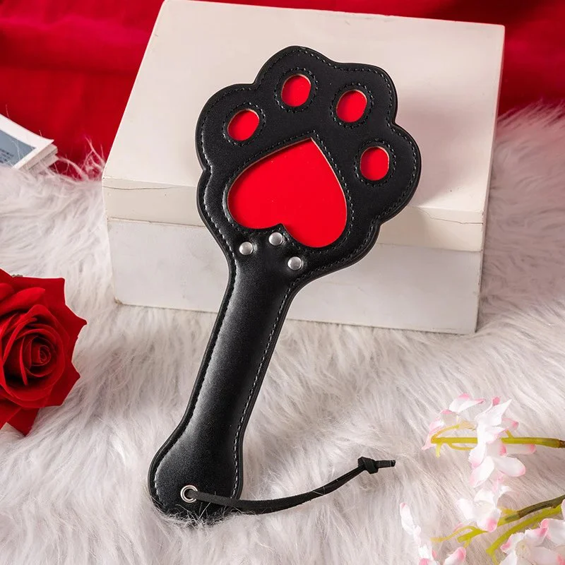 Small Size Sexy Cat Claw Leather Whip for Training Husband and Wife's Alternative Spousal Tools