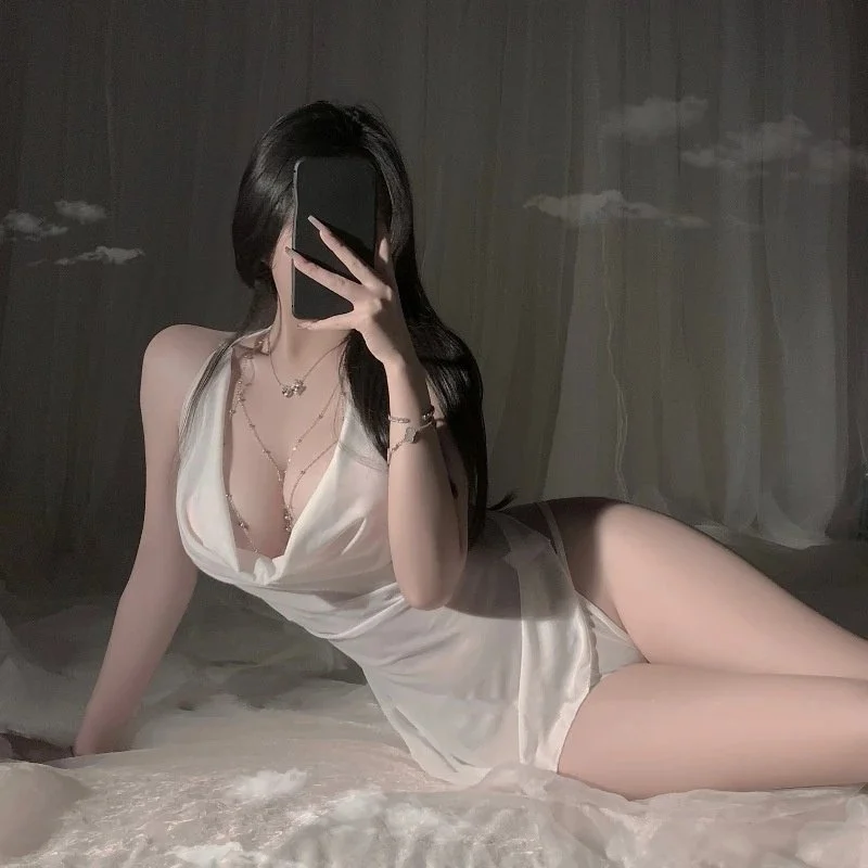 Sexy lingerie Gold Flowing Pure Desire Halter Neck Mesh Swing Neck Women's Slim Figure Exquisite Sexy Nightdress