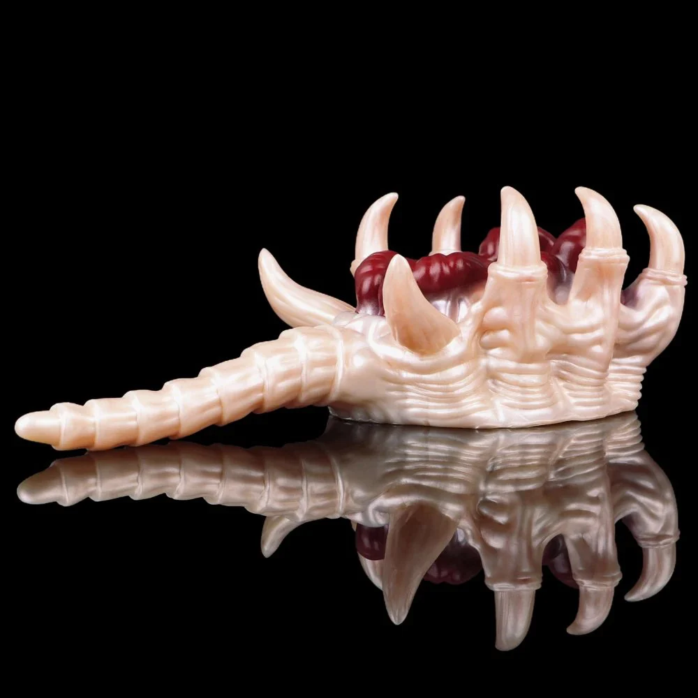 Animal-like Design Men Masturbator with Single Channel Soul Embracer Facehugger Aircraft Masturbator for Men