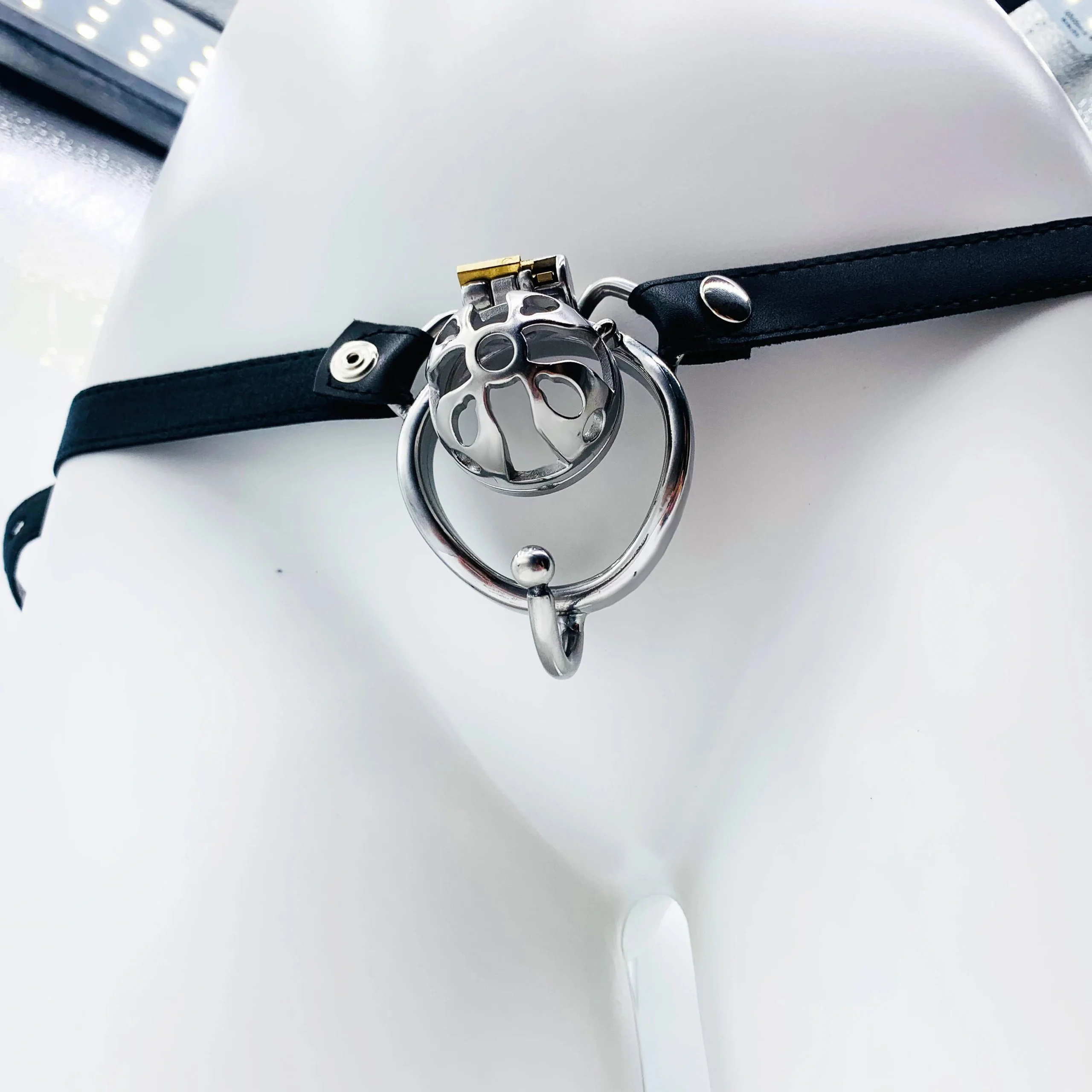 31 Strap on Penis Cage Aluminum Alloy Chastity Lock Male Chastity Device for Man
