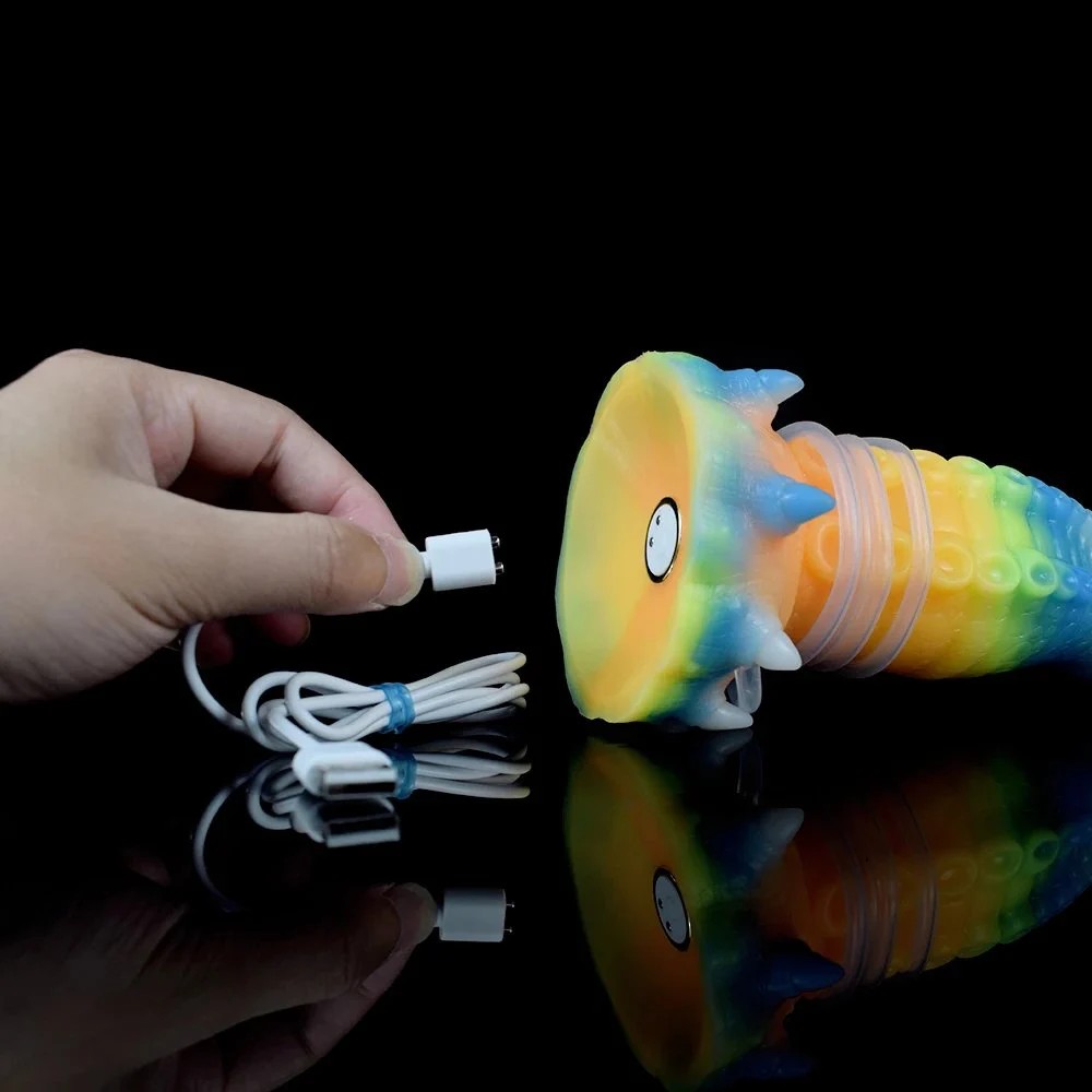 8.27 Inch Huge Monster Artificial Squirting Sex to Toy Colorful Realistic Silicone Dildo Vibrator for Women